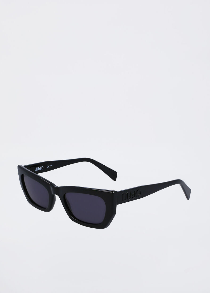 Cat-eye sunglasses