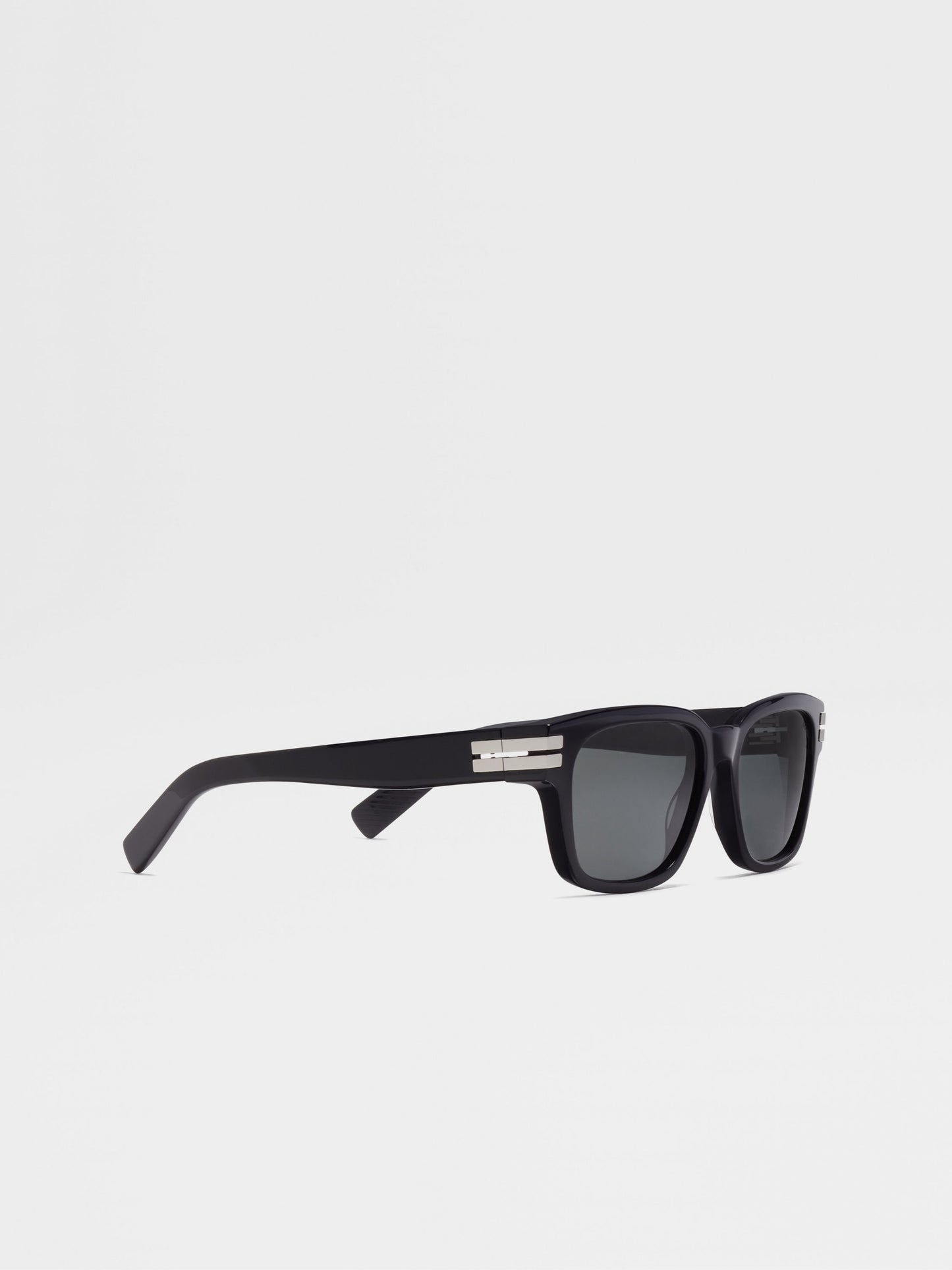 BLACK ACETATE SUNGLASSES