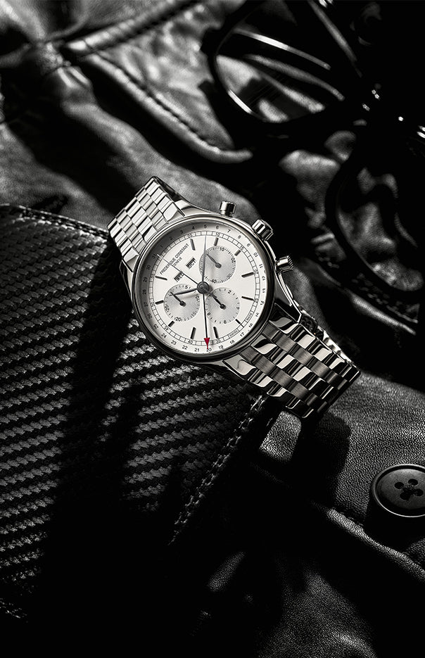 CLASSICS QUARTZ CHRONOGRAPH TRIPLE CALENDAR