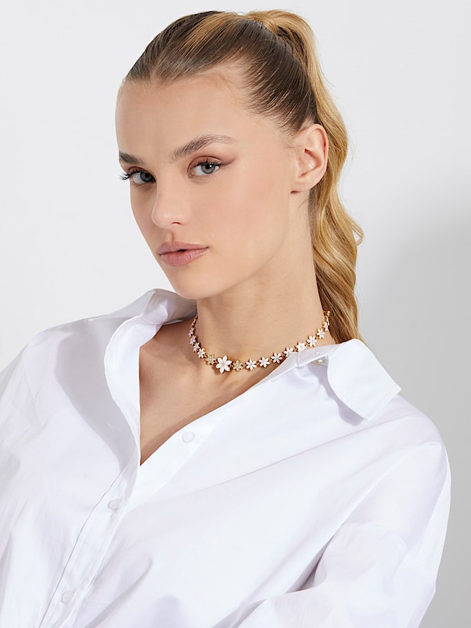 White lotus necklace