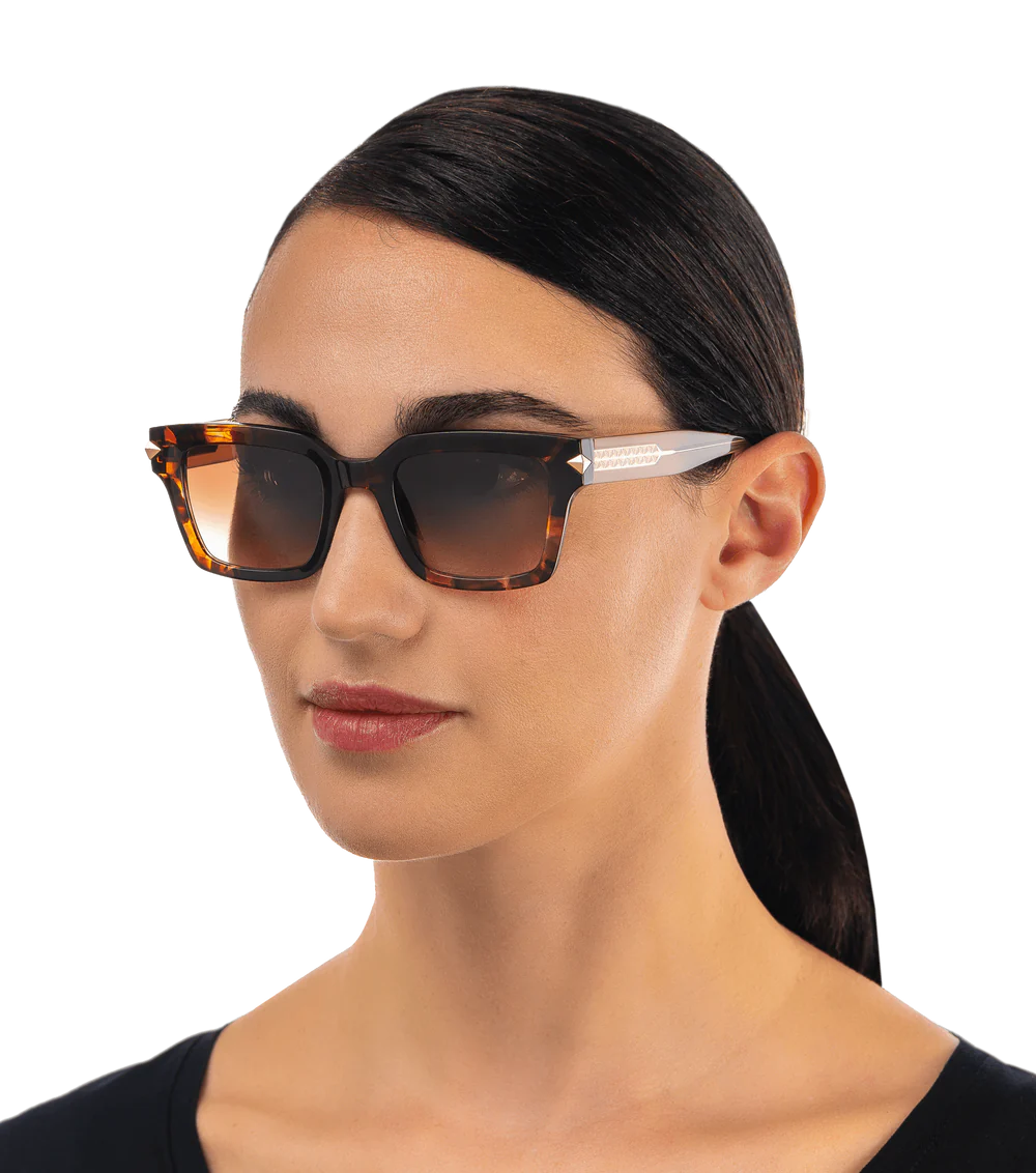 Dawn 4 Women's Sunglasses Police SPLF32