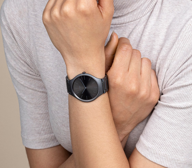 True Round Thinline Les Couleurs™ Le Corbusier Iron grey 32010