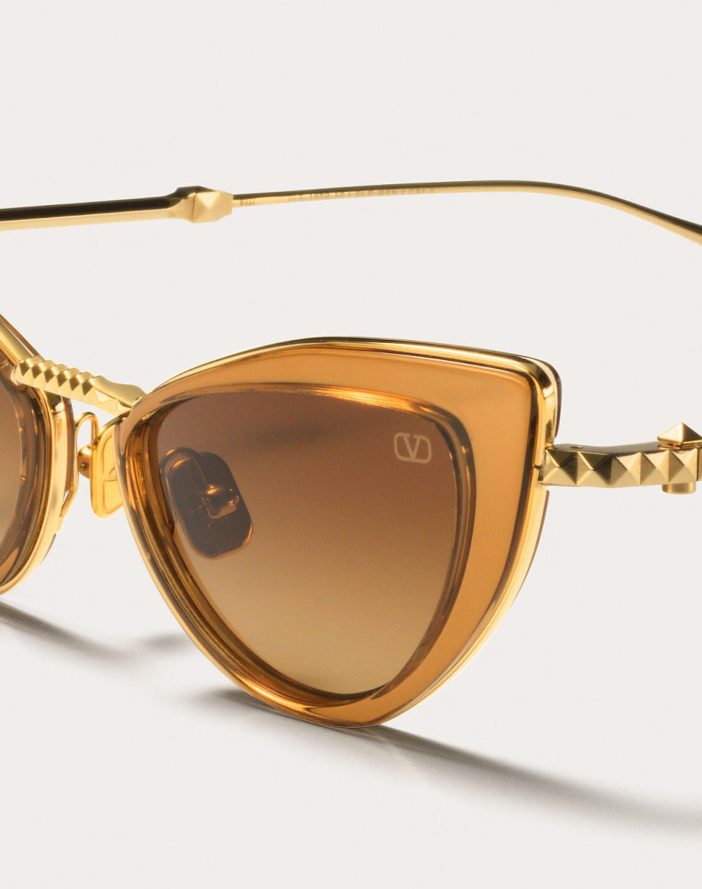 VIII - CAT-EYE TITANIUM AND ACETATE STUD FRAME