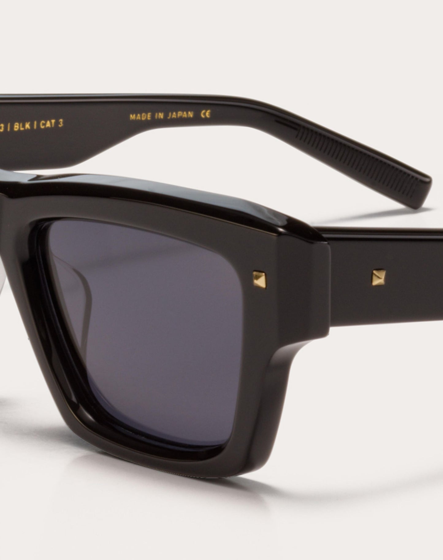 XXII - RECTANGULAR ACETATE FRAME