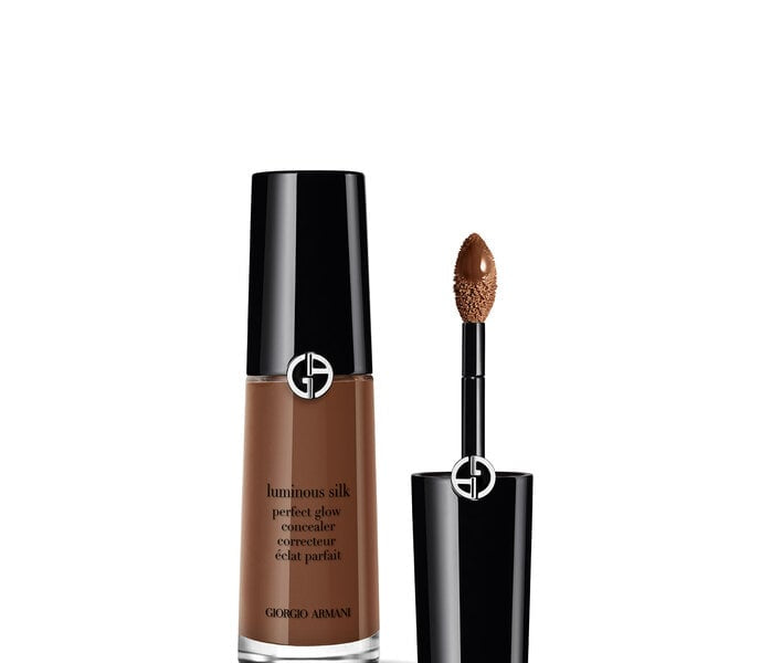 LUMINOUS SILK CONCEALER