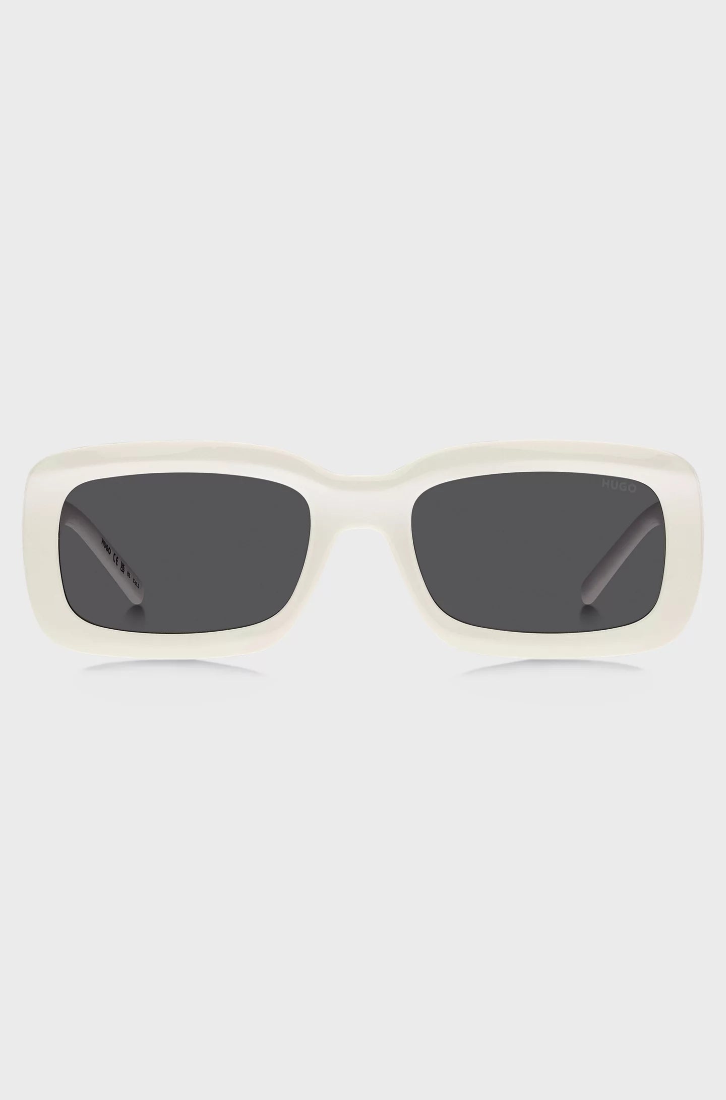 WHITE SUNGLASSES WITH STACKED-LOGO TEMPLES
