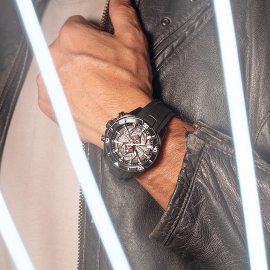 LOTUS MEN'S BLACK WATCH 18945/6