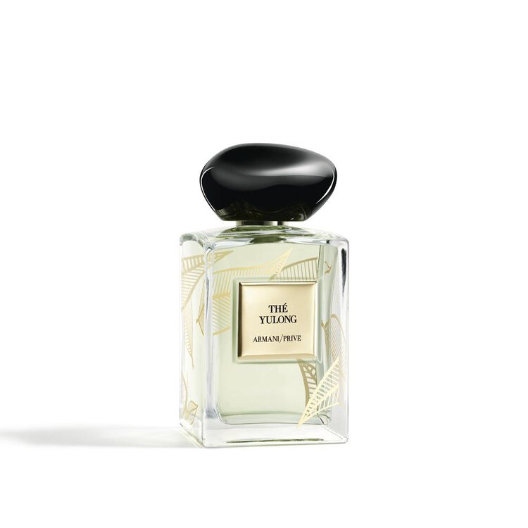 Armani/Privé Thé Yulong Gold Leaves