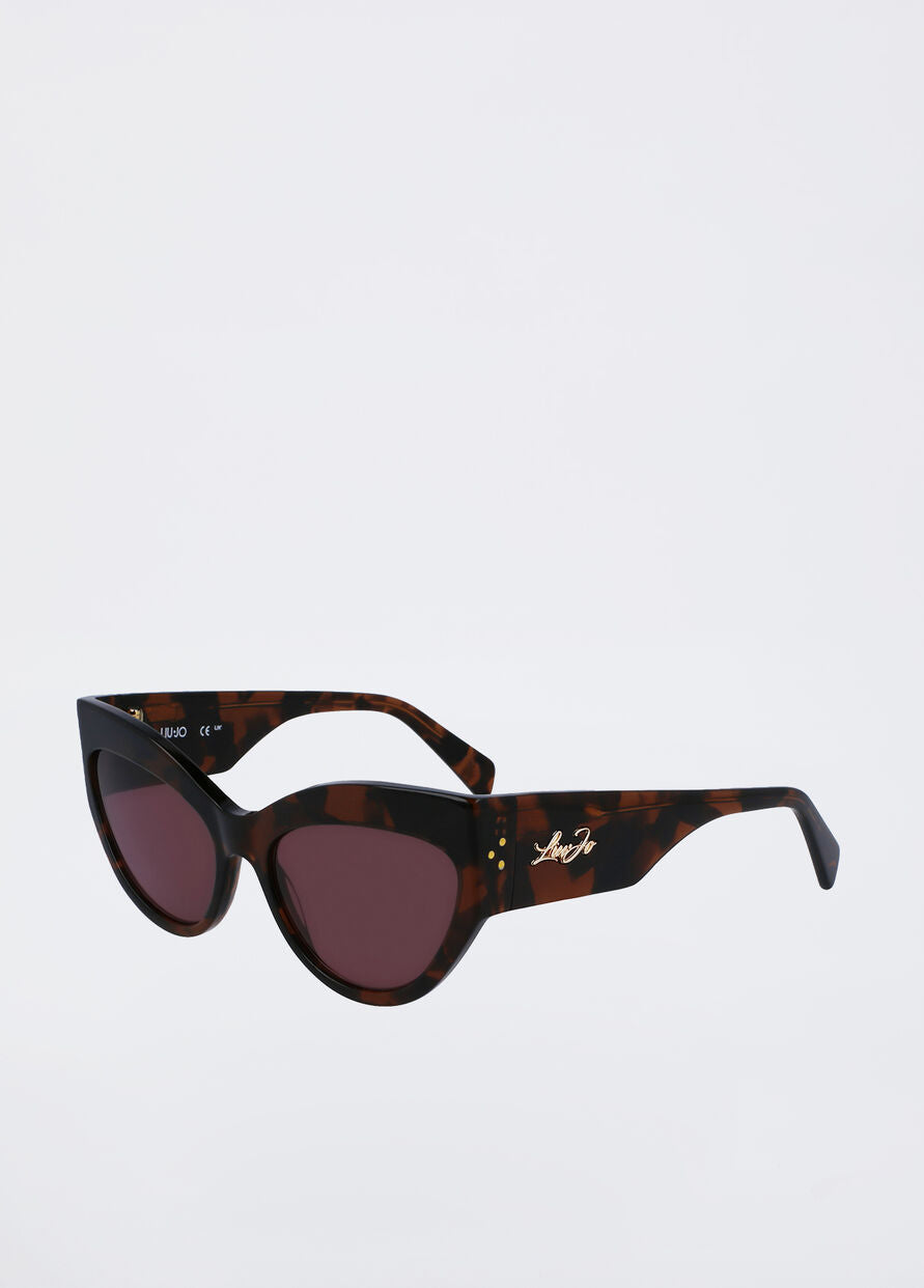 Cat-eye sunglasses