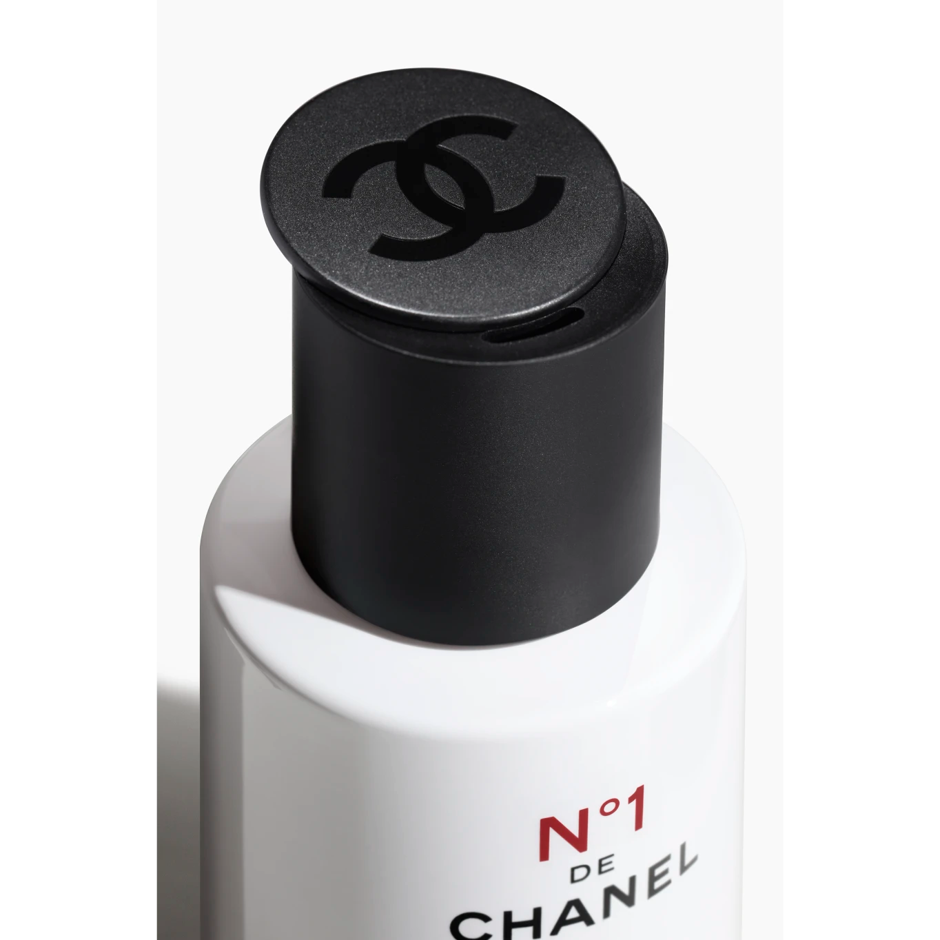 N°1 DE CHANEL POWDER-TO-FOAM CLEANSER