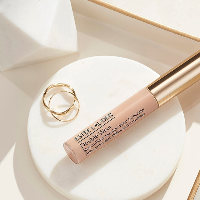 Double Wear Stay-in-Place Flawless Wear Concealer