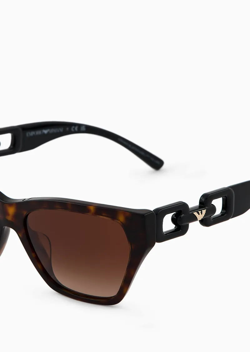 Women’s cat-eye sunglasses