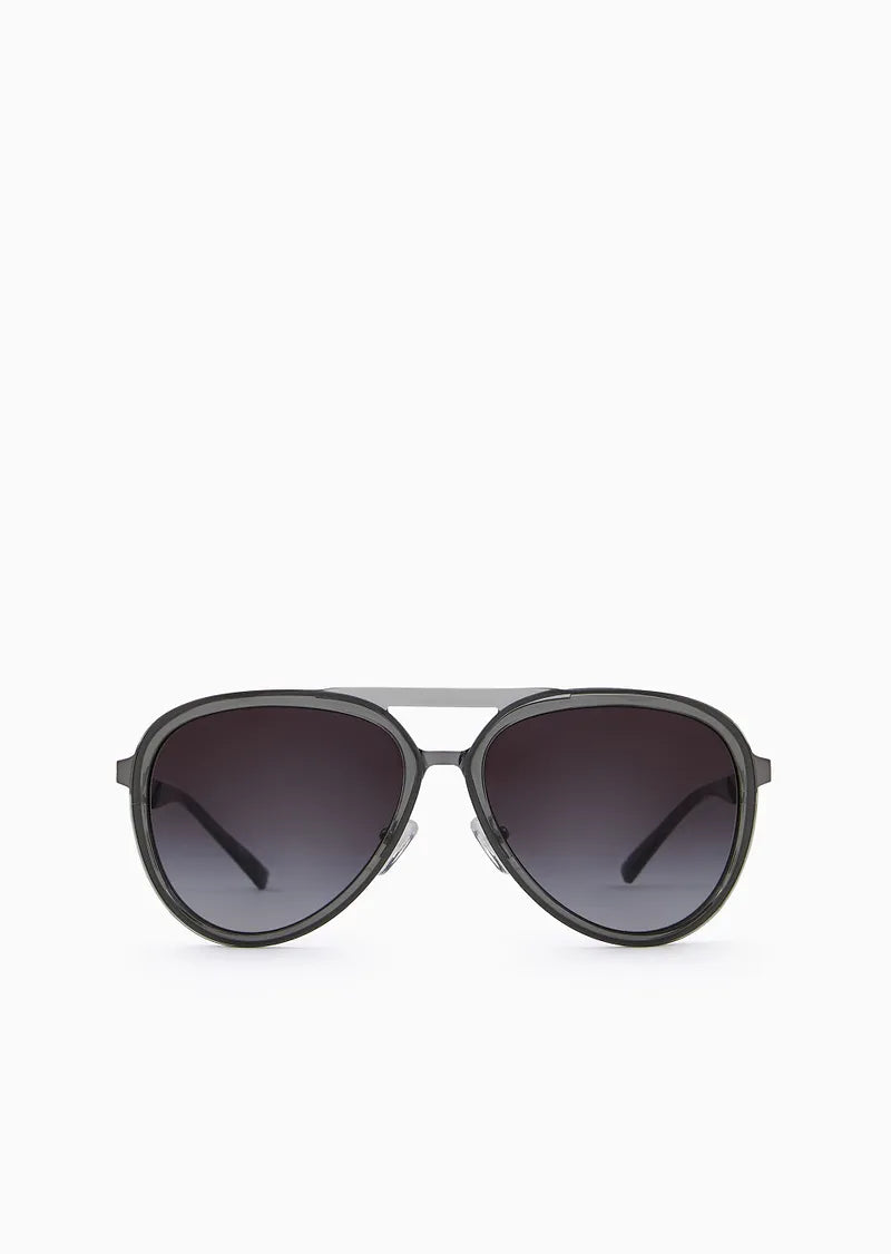 Men’s aviator sunglasses