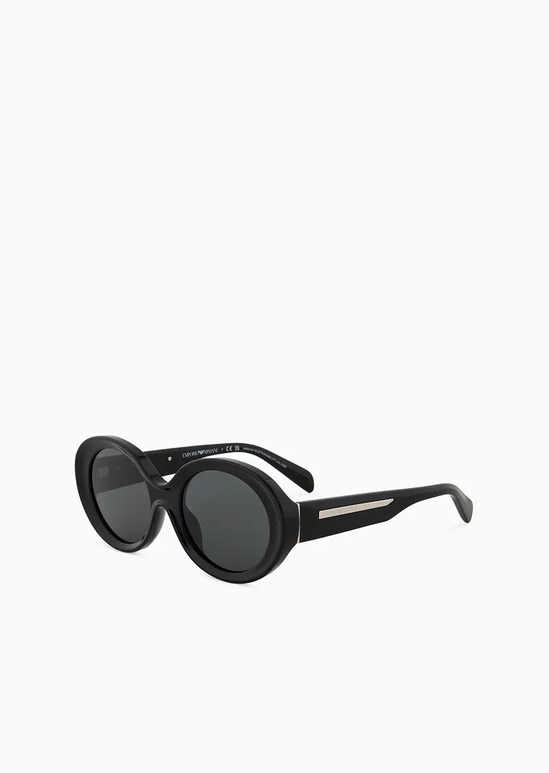 Women’s oval sunglasses